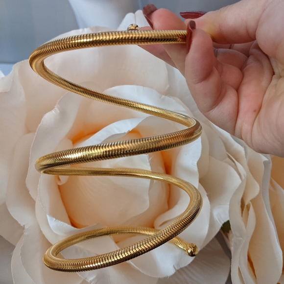 CHANEL Iconic Arm Cuff Bracelet Coil Spring 1997 - Picture 10 of 12